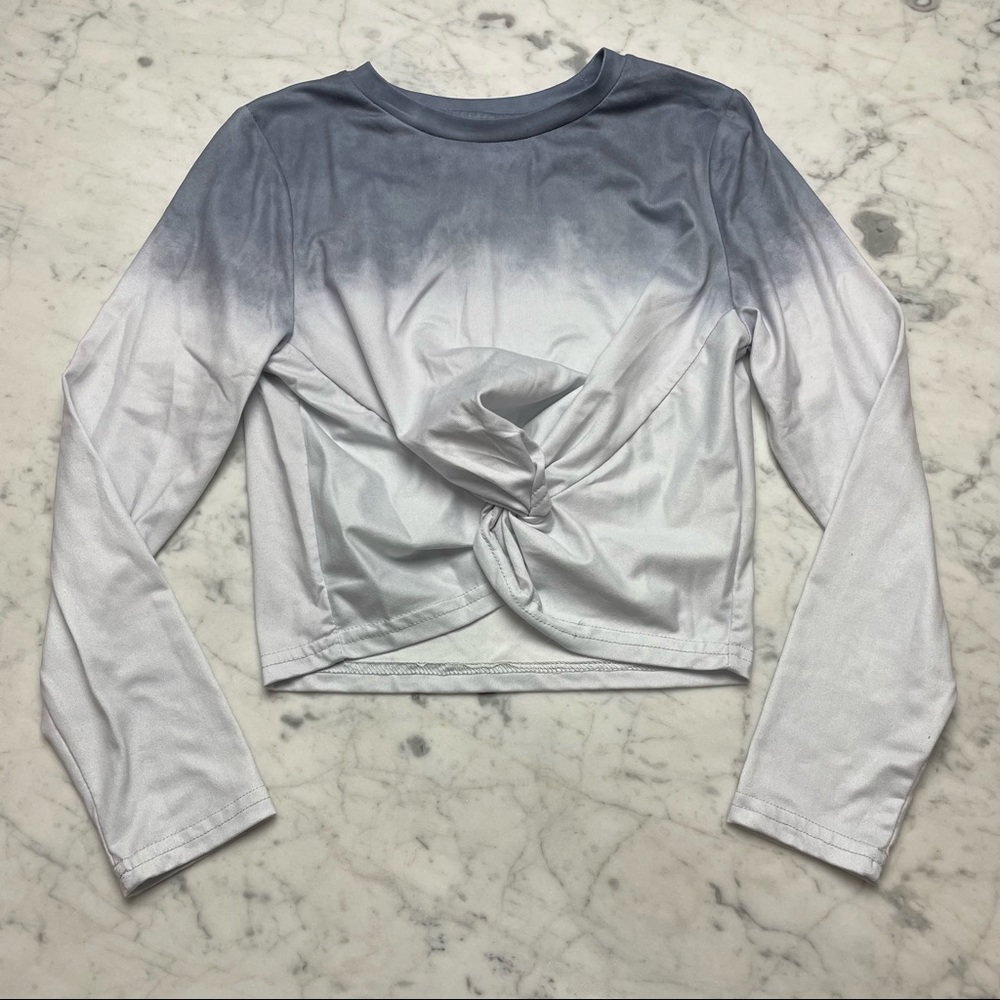 SHEIN Girls gray Ombré Twist Front Long Sleeve Crop Top